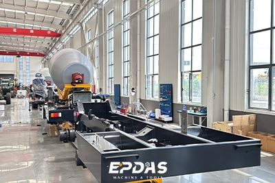 Self-loading Concrete Mixer in Saudi Arabia