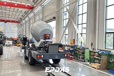 Self-loading Concrete Mixer in UAE