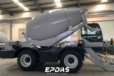 Self-loading Concrete Mixer For Building Foundation