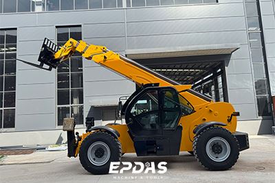 Telescopic Handler For Warehouse Operations