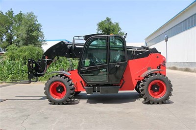 Telehandler Loader